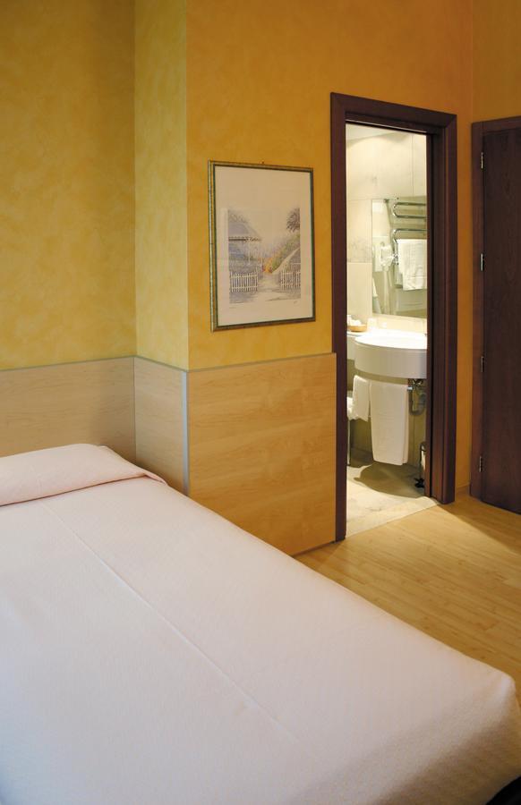 טורינו Hotel Alexandra מראה חיצוני תמונה